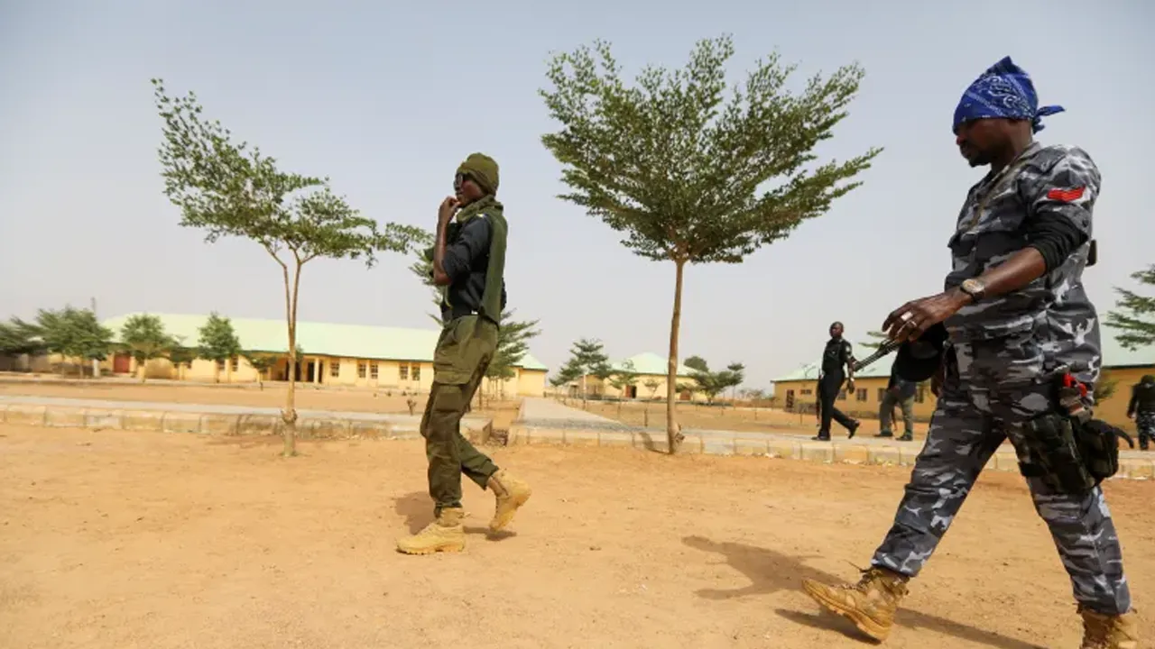 মধ্য নাইজেরিয়ায় বন্দুকধারীদের হামলায় ২০ জন নিহত, ব্যাপক লুটপাট