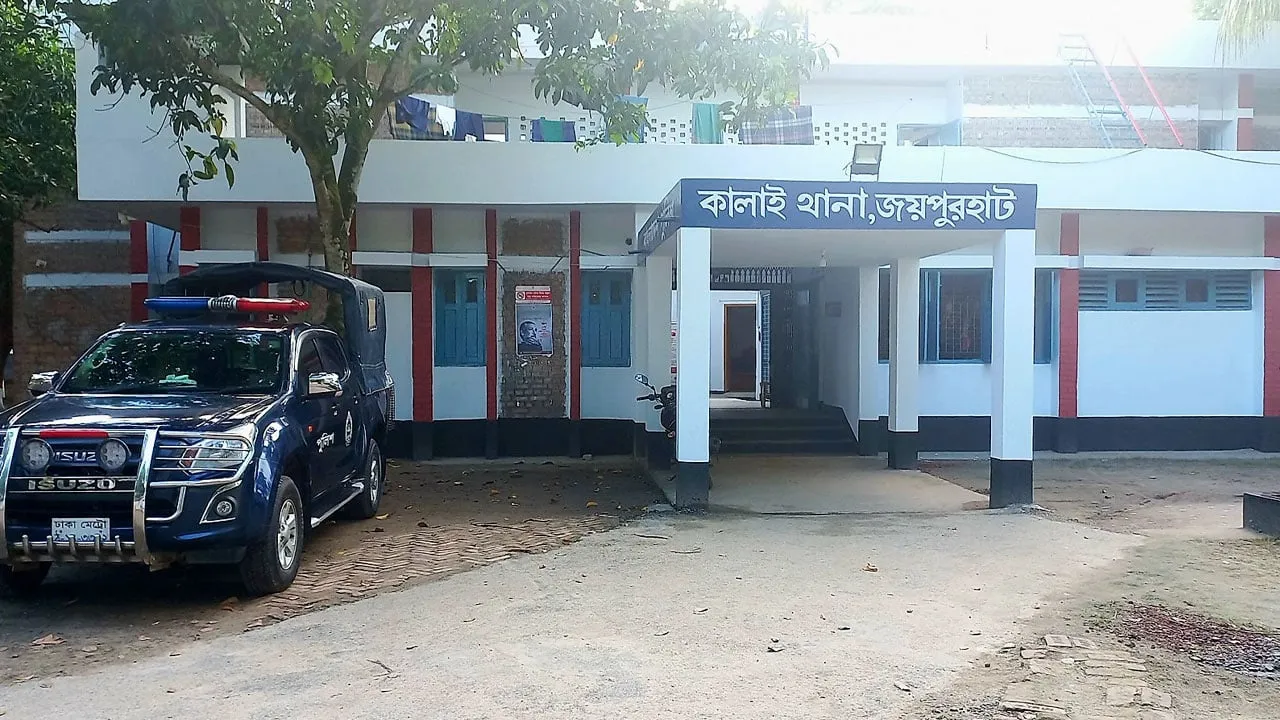 মোটরসাইকেল কিনে না দেওয়ায় বাবাকে খুন, মা-বোন আহত: জয়পুরহাটে চাঞ্চল্য