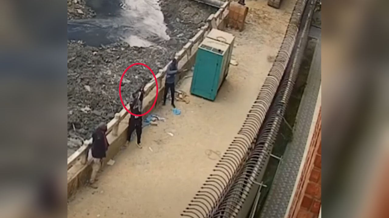 পুলিশি পাহারার মধ্যেও স্মার্ট গ্রুপ চেয়ারম্যানের বাসায় আবারও গুলি: সাজ্জাদের চাঁদা দাবিতে আতঙ্ক